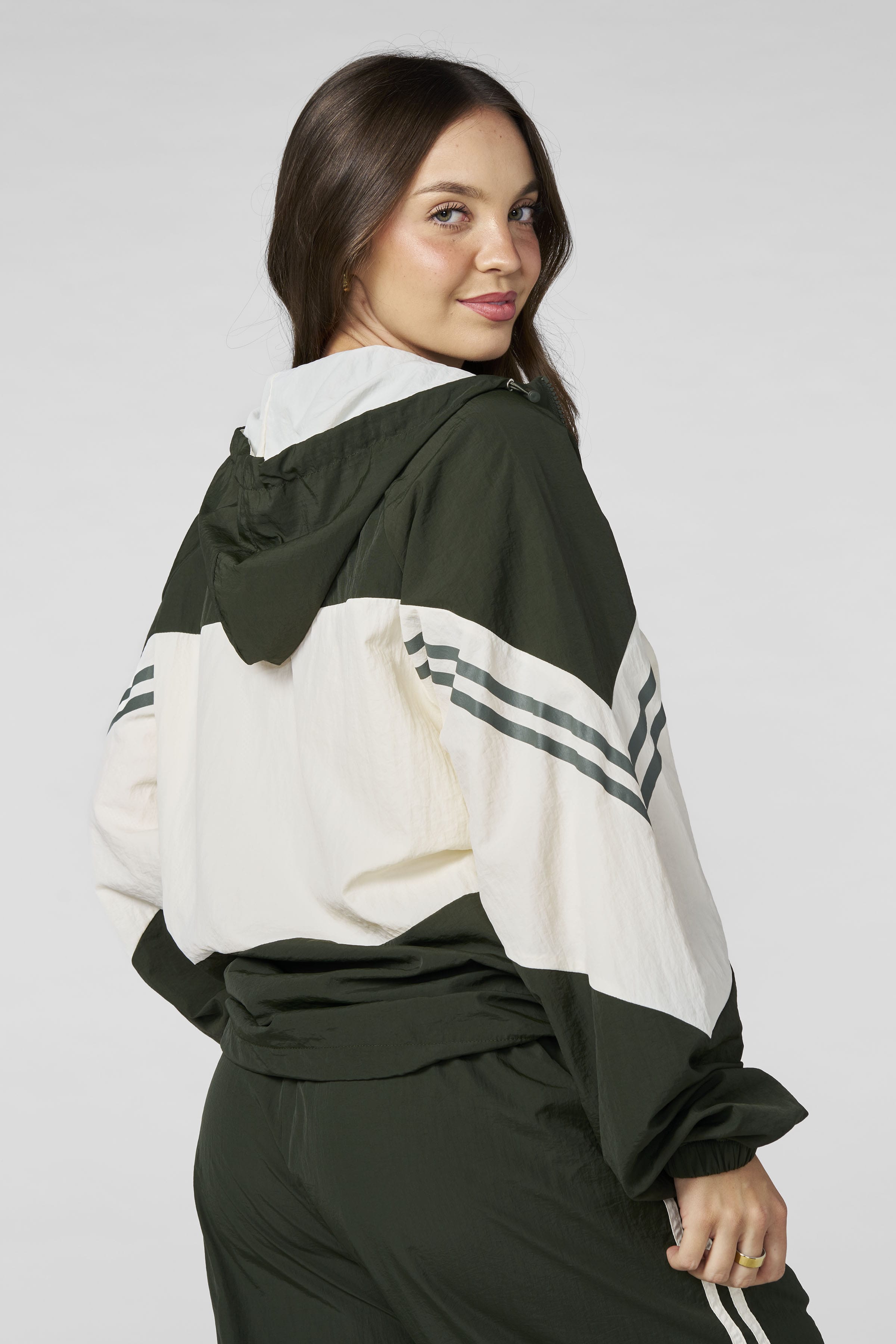 W5166 - Vintage Windbreaker