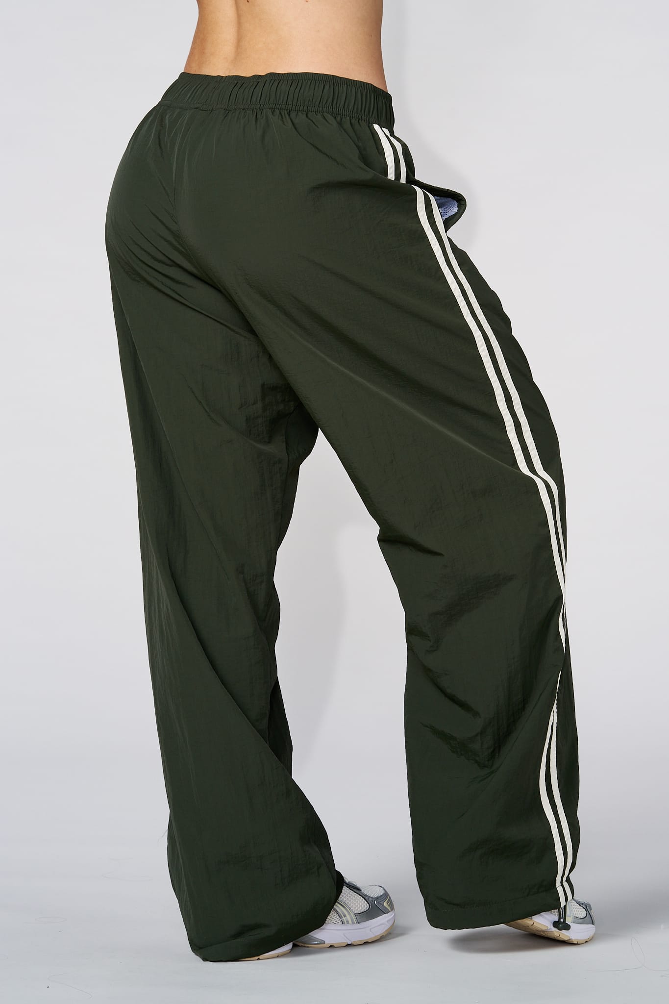 W2246 - Vintage Track Pant