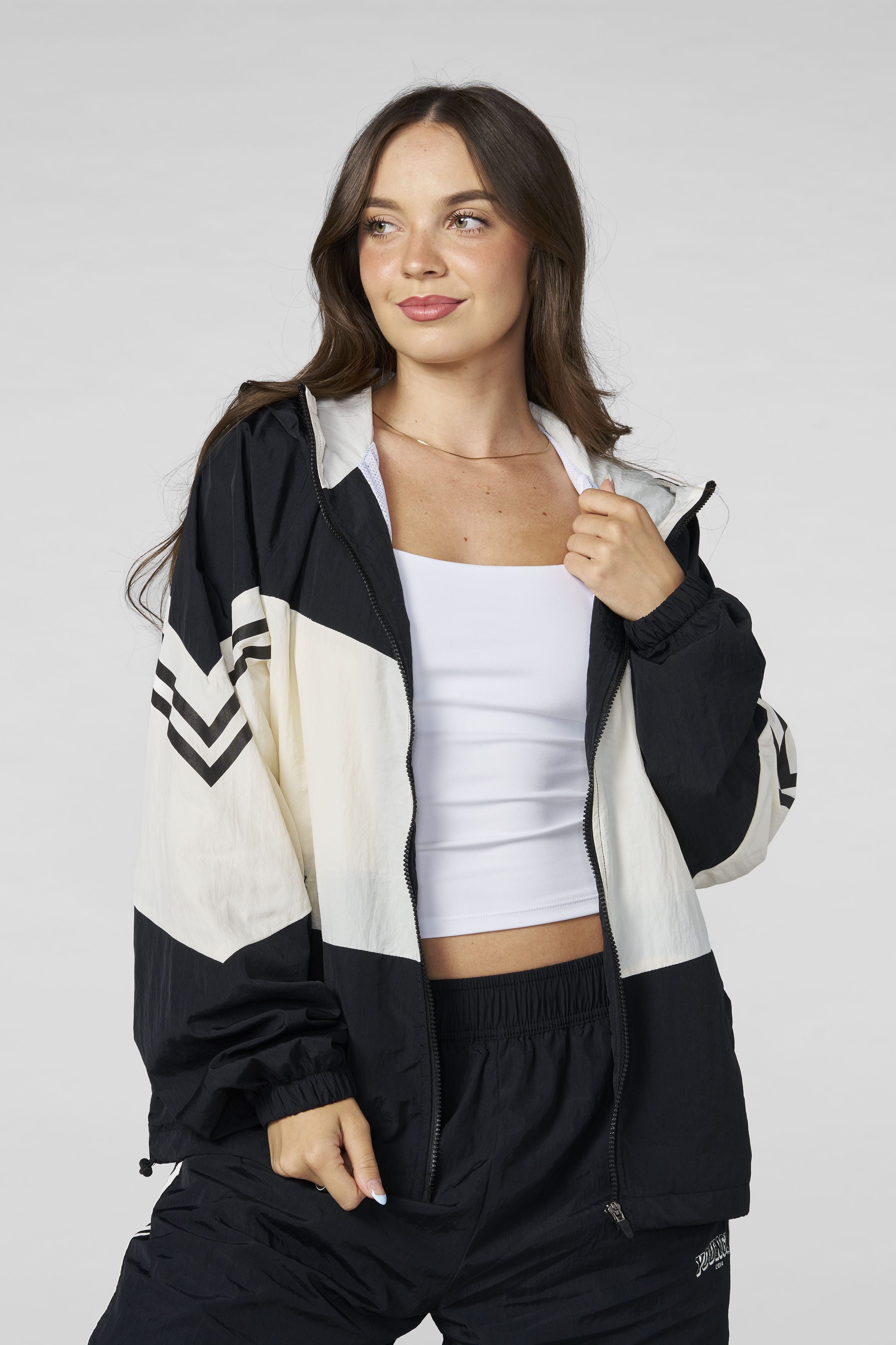 W5166 - Vintage Windbreaker