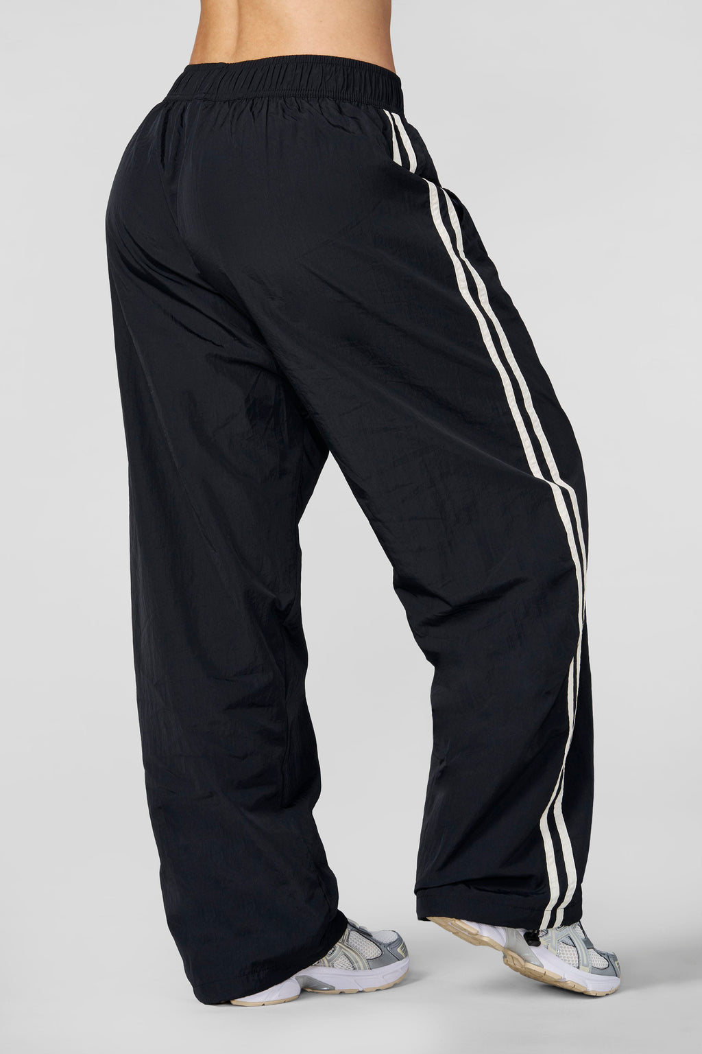 W2246 - Vintage Track Pant